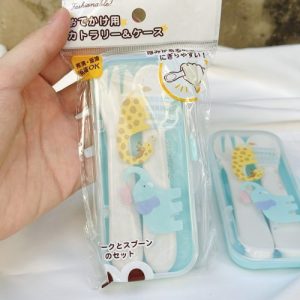 Bộ thìa dĩa cho bé kèm hộp đựng Nakano
