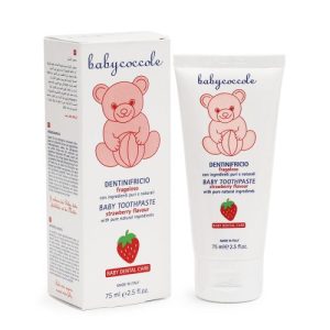 Kem đánh răng Babycoccole hương dâu 12M+