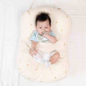 Đệm chống trào ngược cỡ lớn Mongsure Baby Lounger, thêu trăng sao Moon and Star